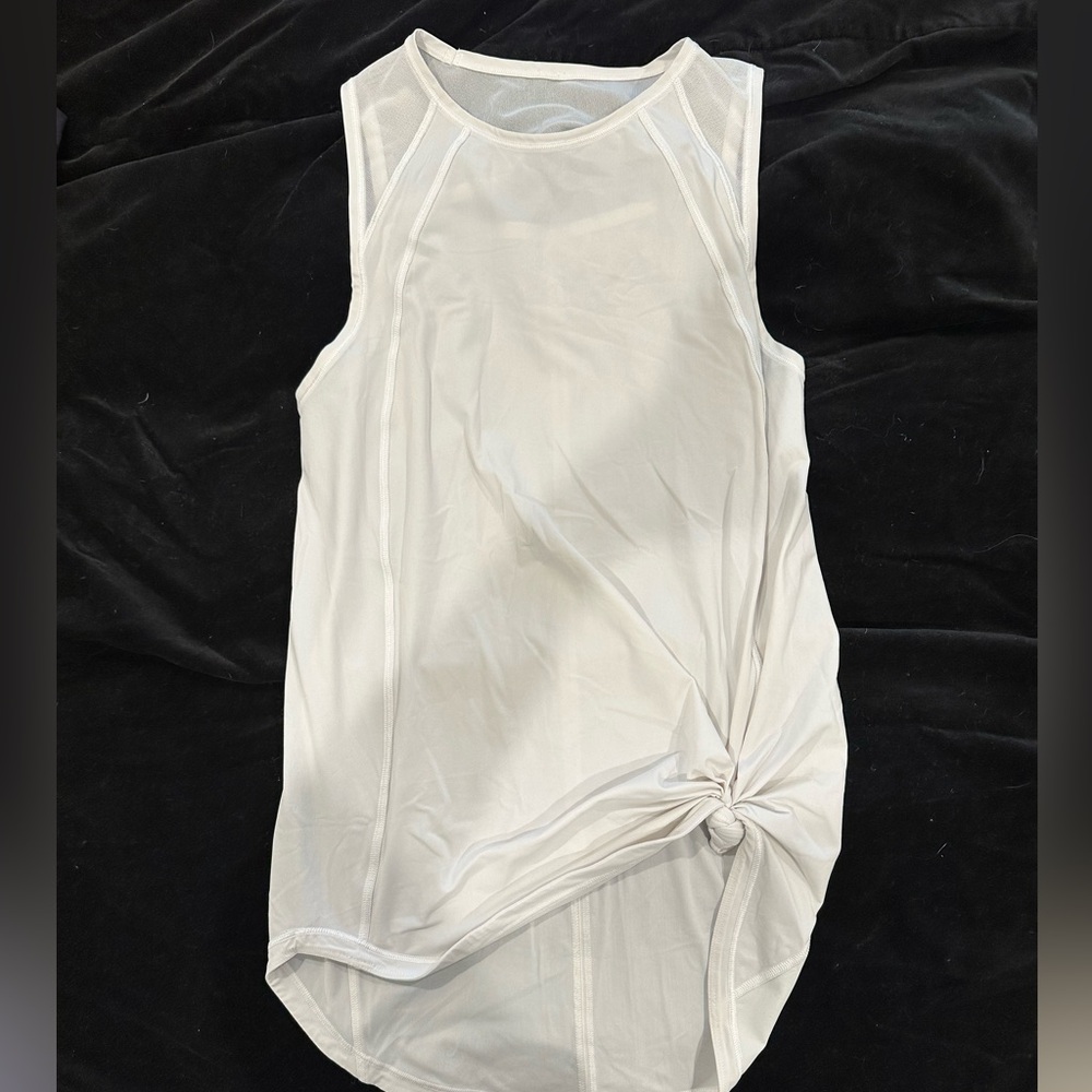 Lululemon Front Twist Tank, XS, lavender